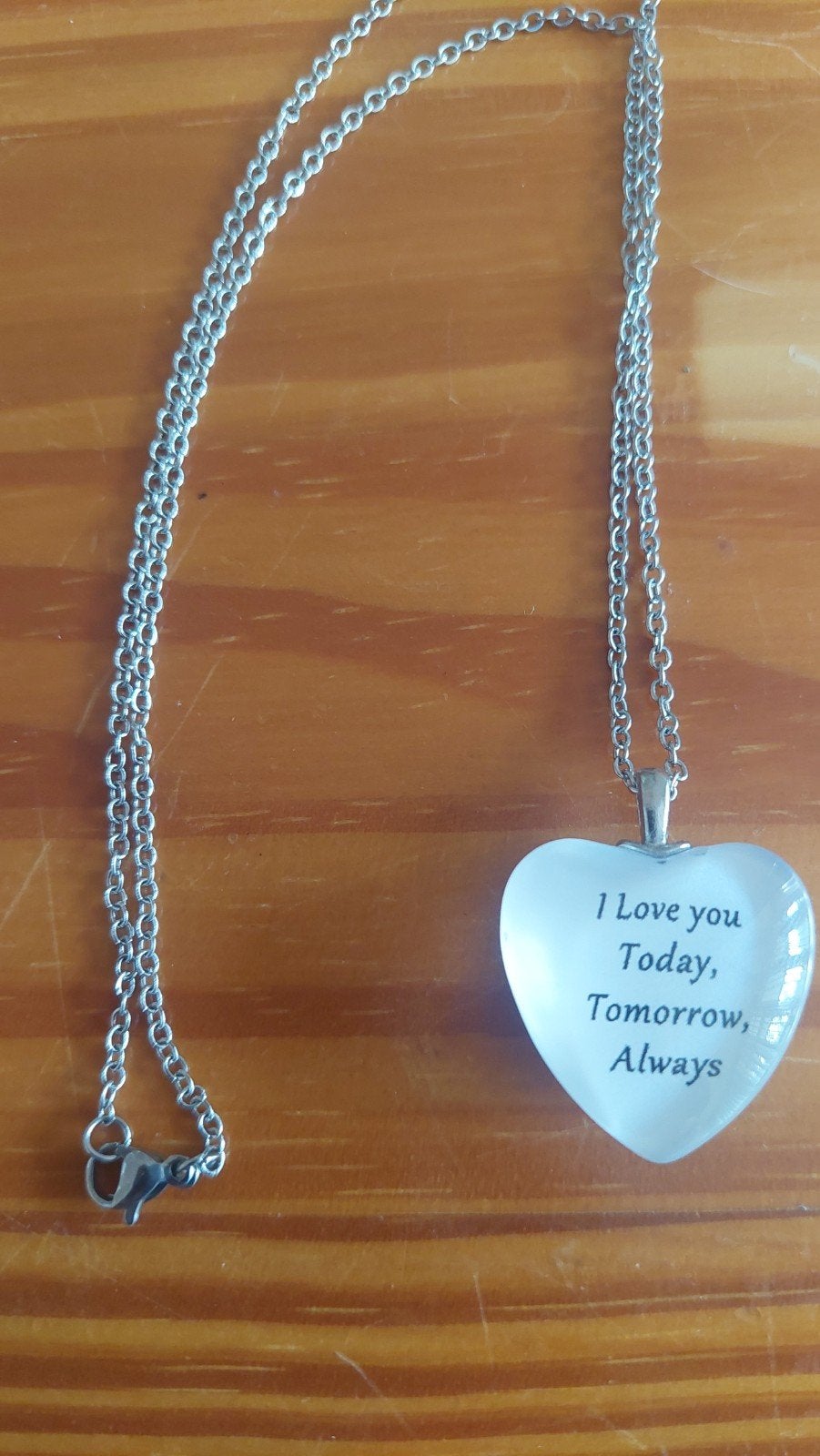 Hartvormige ketting met 'I Love You' inscriptie, Ophalen of Verzenden, Zo goed als nieuw, Zilver, Overige materialen