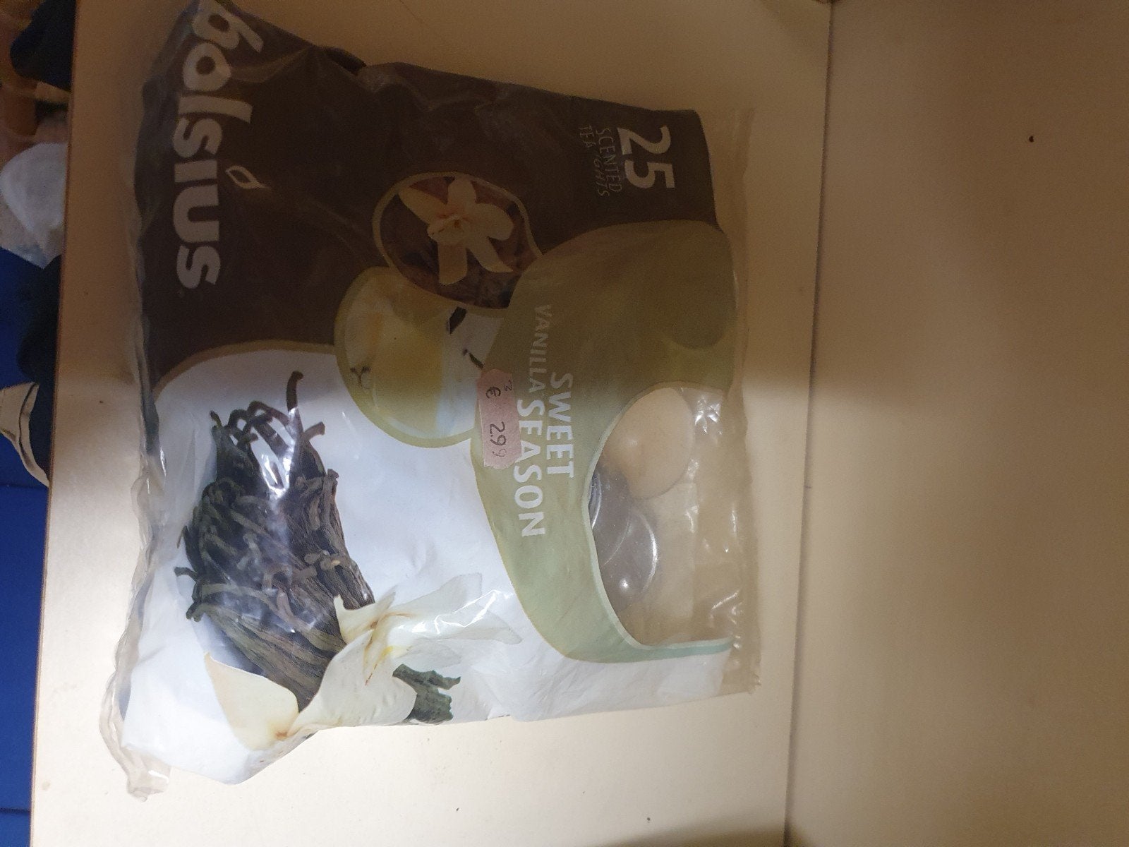 Nieuwe Bolsius waxinelichtjes vanille geur - 25 stuks, Overige materialen, Nieuw, Ophalen of Verzenden, Crème