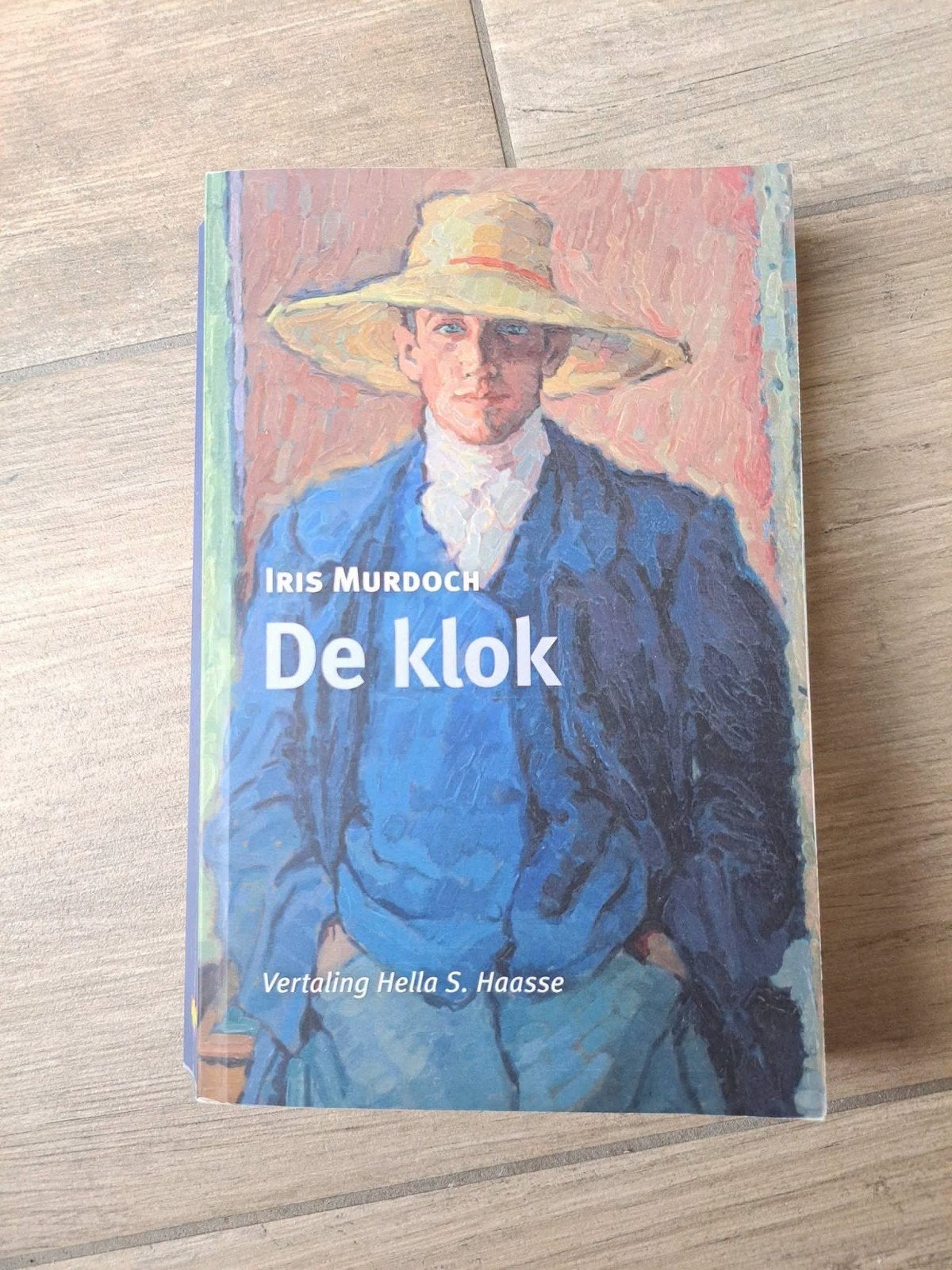 Roman De klok van Iris Murdoch, Ophalen of Verzenden, Gelezen