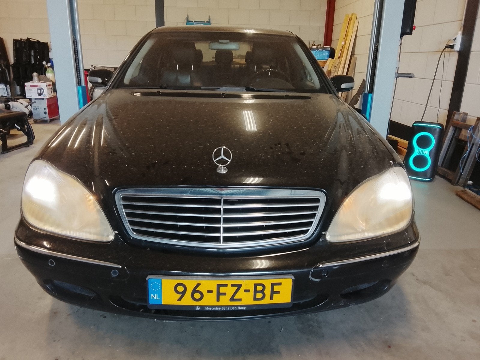 Mercedes-Benz S-Klasse 5.0 S500 V8 AUT 2000 Zwart, Automaat, Achterwielaandrijving, 8 cilinders, Origineel Nederlands
