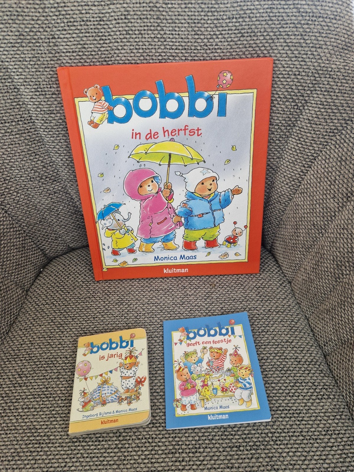 Bobbi in de herfst bobbi is jarig bobbi geeft een feestje, Ophalen of Verzenden, Gelezen, Monica Maas, 2 tot 3 jaar
