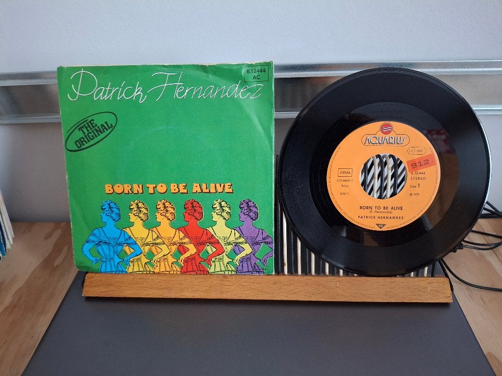Patrick Hernandez-Born to be alive(405) 1 euro vaste prijs, Cd's en Dvd's, Ophalen of Verzenden, Zo goed als nieuw, 7 inch, Pop