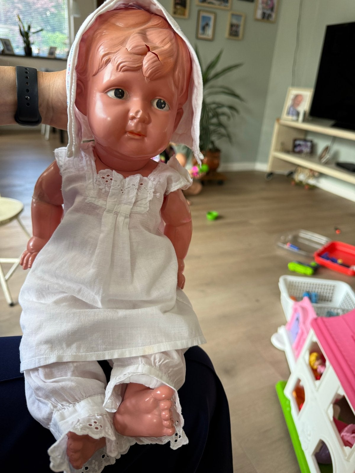 Oude celluloid pop met ouderdomsschade, Verzamelen, Ophalen of Verzenden, Gebruikt, Babypop