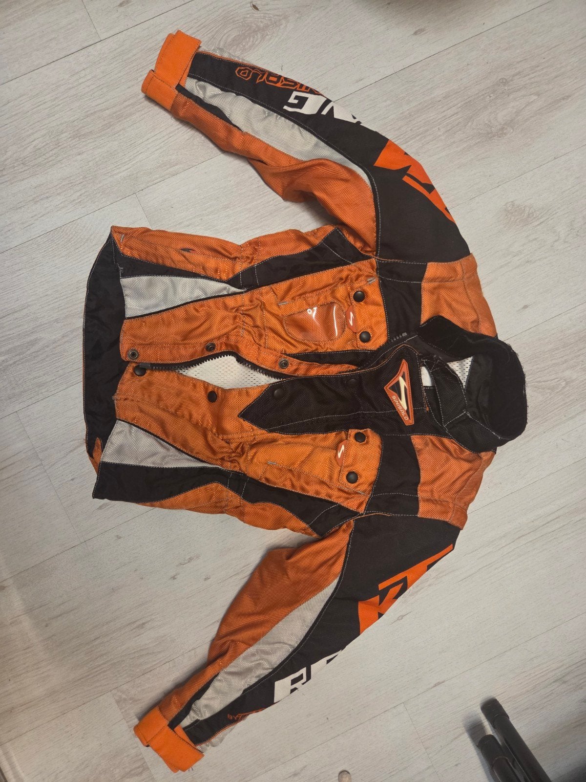 Motorcross jasje kids Sinisalo Tech maat 134/140, Ophalen of Verzenden, Tweedehands, Kinderen, Jas | textiel