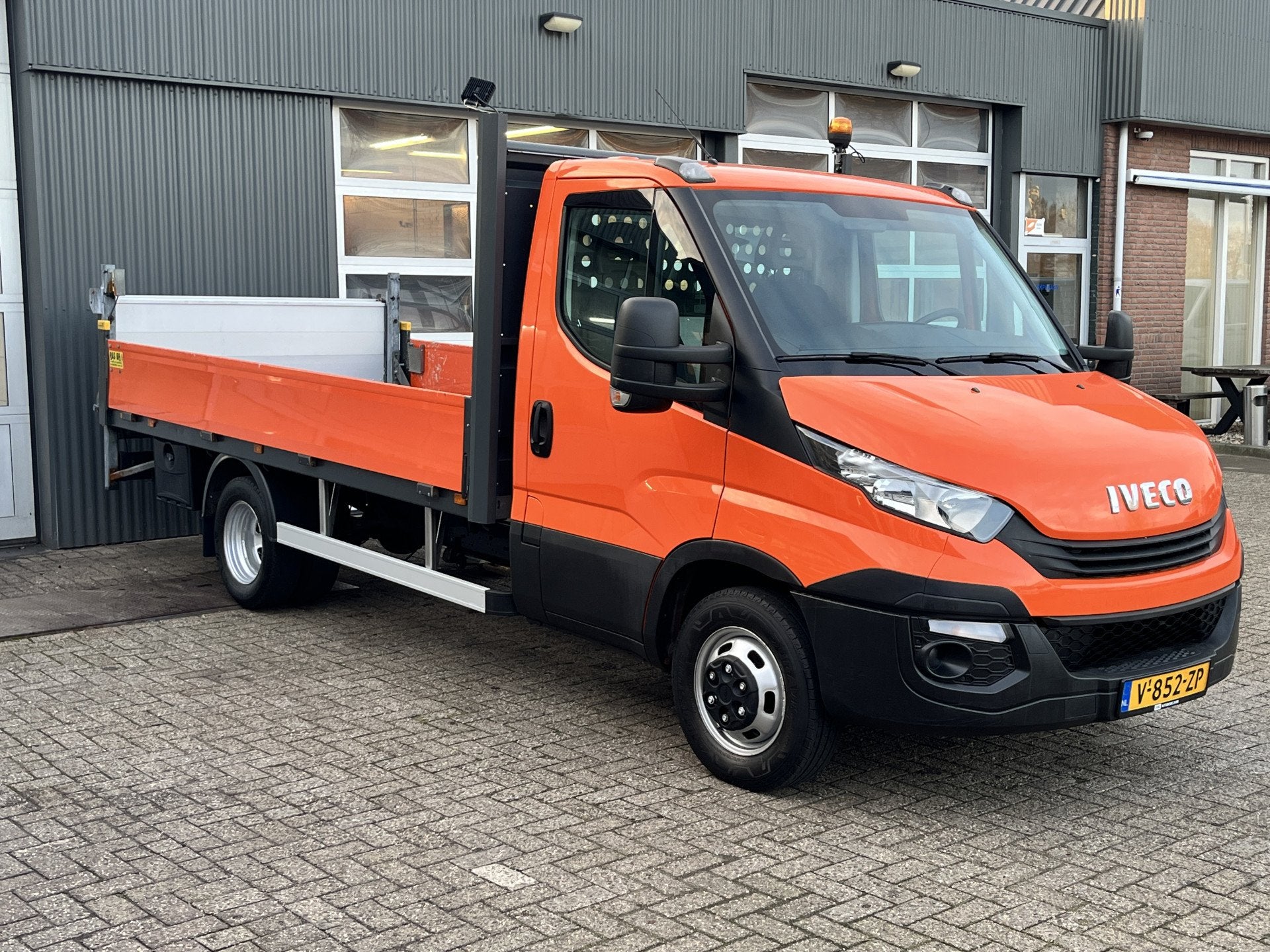 Iveco Daily 35C14 2.3 375 Laadklep 500kg Trekhaak 3500kg tre, Gebruikt, Iveco, Origineel Nederlands, Bedrijf