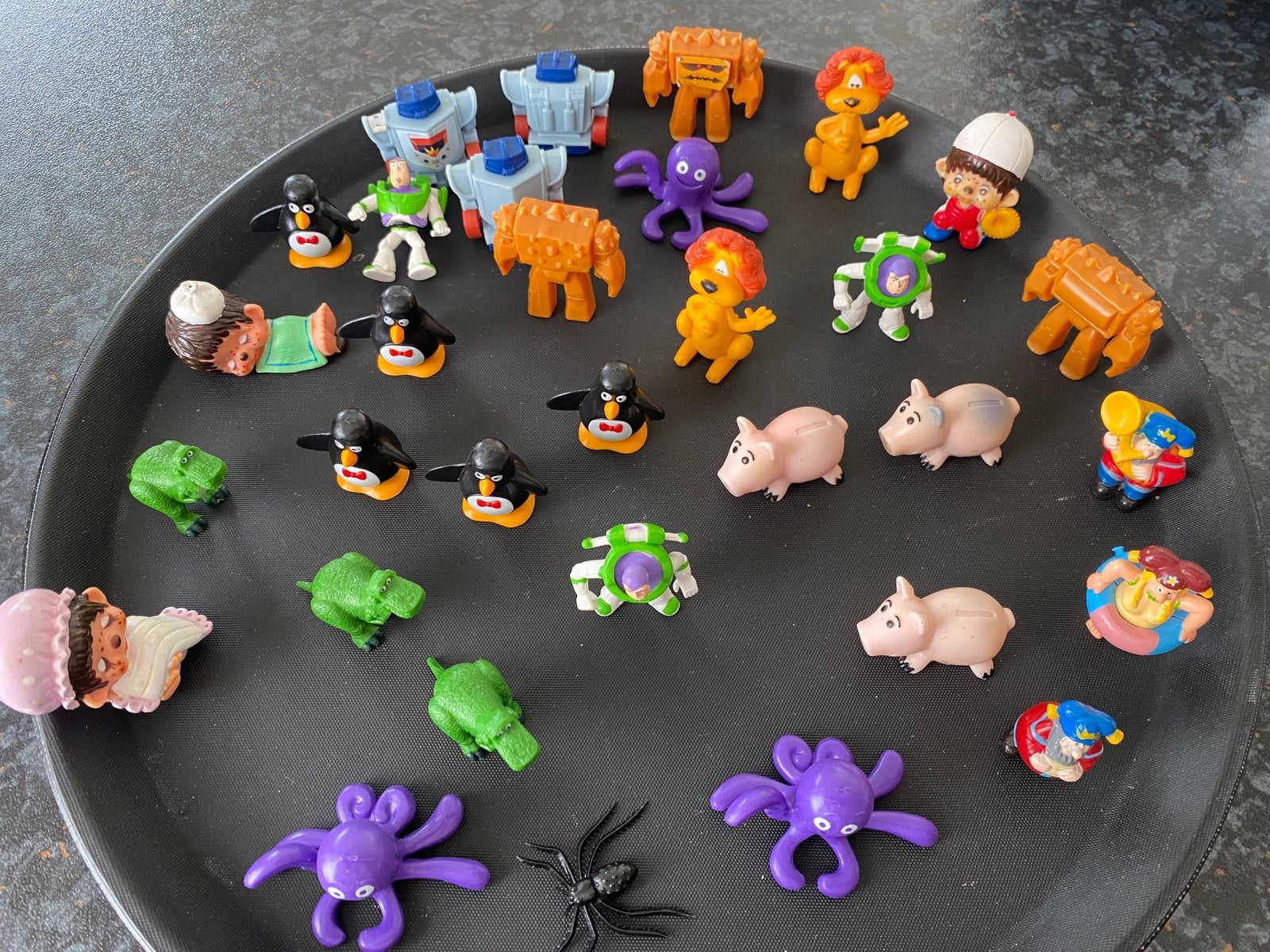 Heel veel miniatuur figuurtjes., Kinderen en Baby's, Speelgoed | Overig, Ophalen of Verzenden, Gebruikt