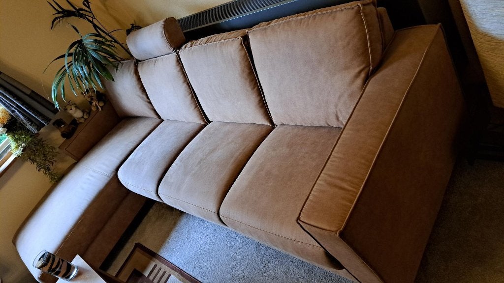 suede hoekbank camel kleurig, Ophalen, 250 tot 300 cm, Gebruikt, 150 cm of meer