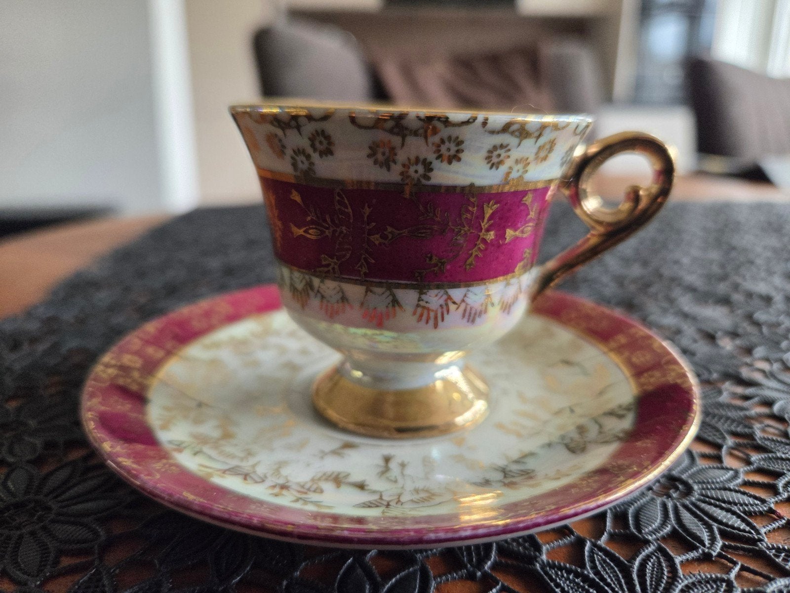 Vintage Espresso Kopje met Schotel - Goud & Magenta, Ophalen