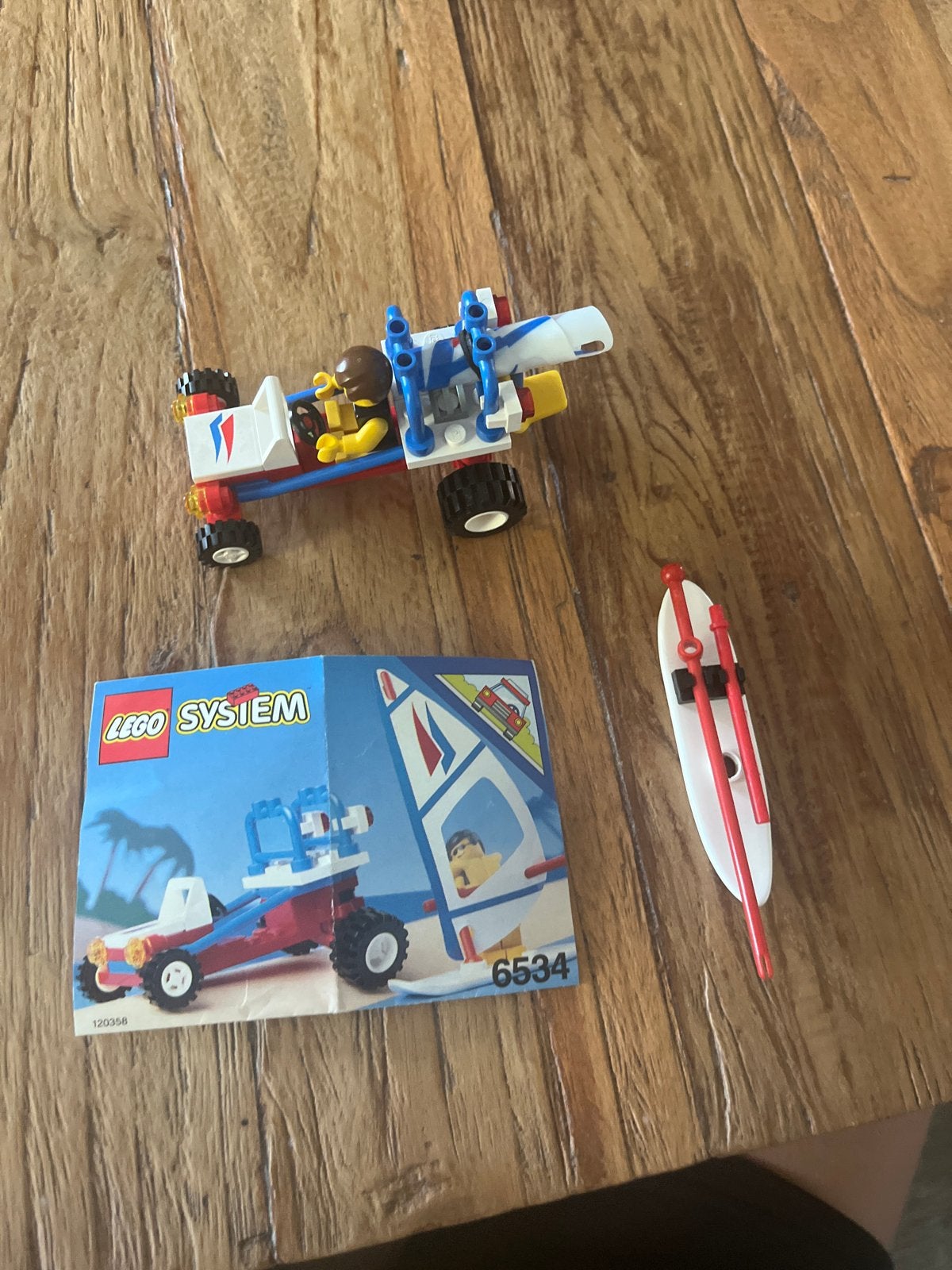 Lego System 6534: Beach Buggy met Windsurfplank, Kinderen en Baby's, Speelgoed | Duplo en Lego, Gebruikt, Overige thema's, Lego