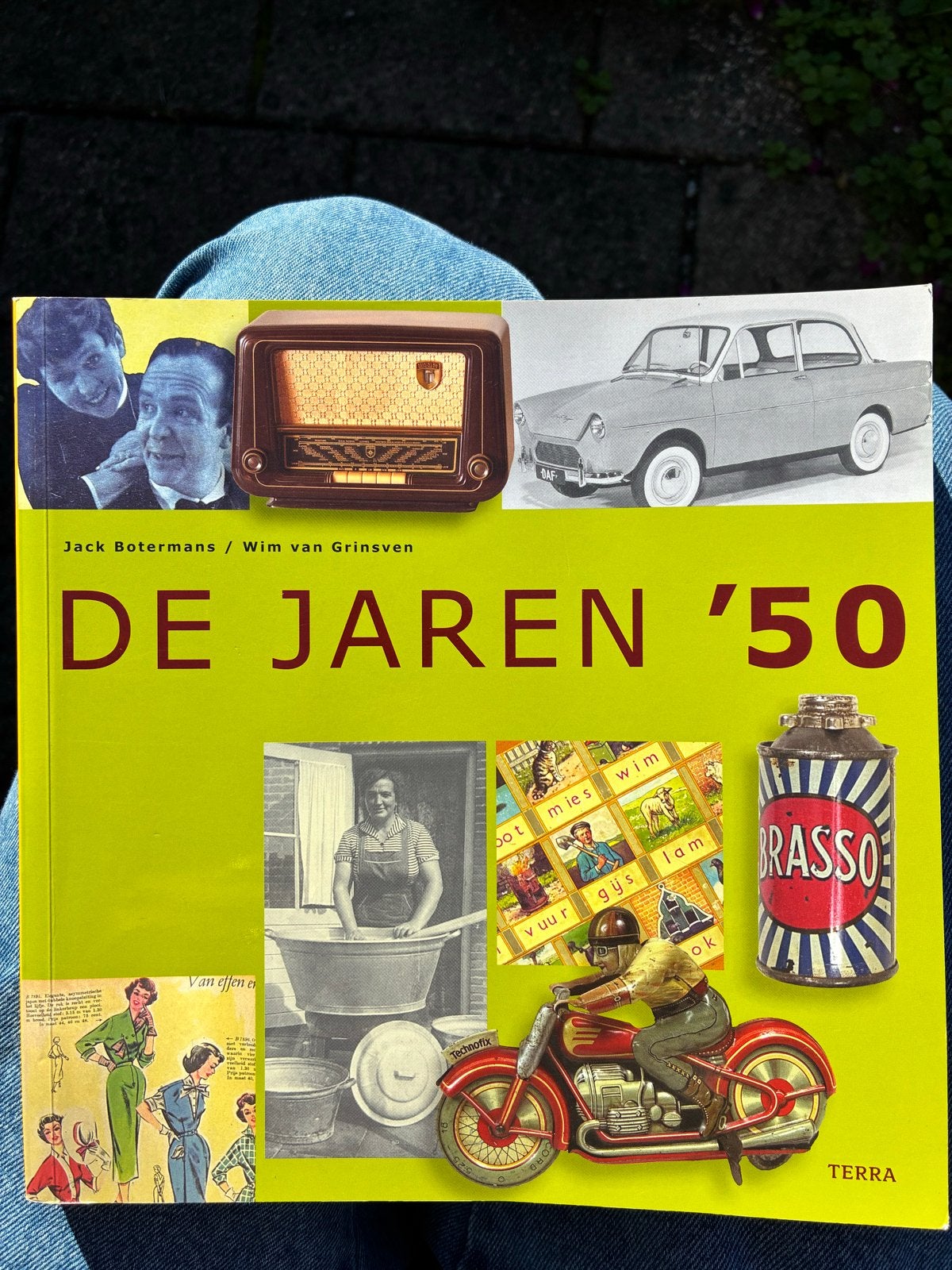 Boek 'De Jaren '50' - Nostalgische Terugblik, Boeken, Ophalen of Verzenden, 20e eeuw of later, Zo goed als nieuw