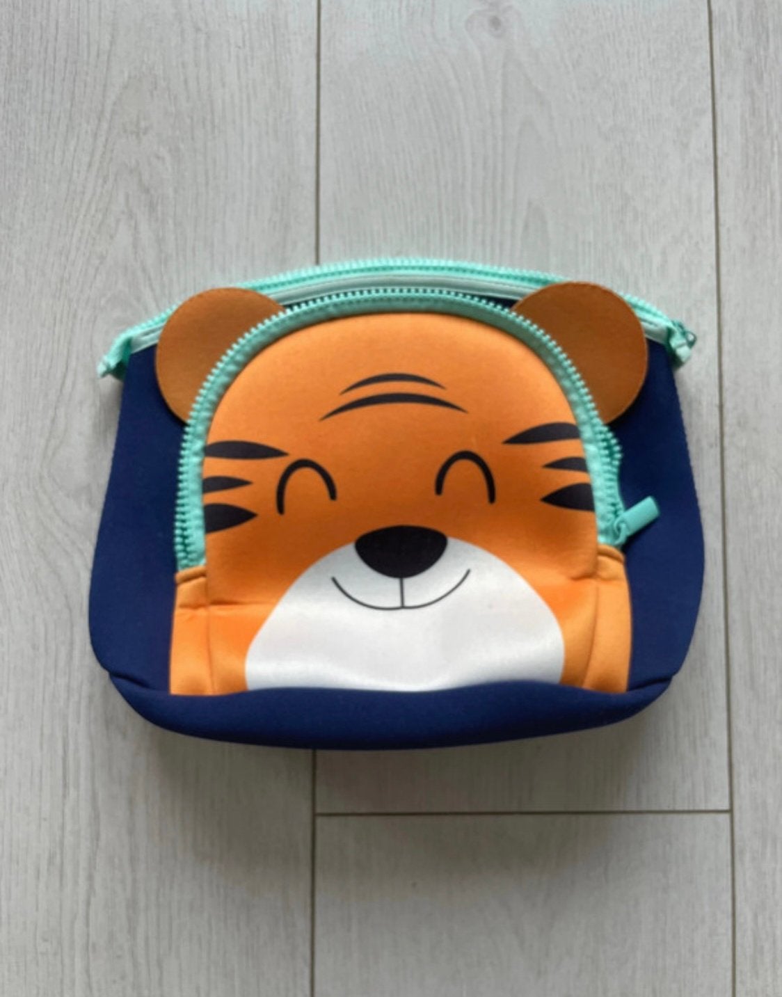 Kinder toilettas, Sieraden, Tassen en Uiterlijk, Toilettassen, Ophalen, Zo goed als nieuw, Jongen of Meisje