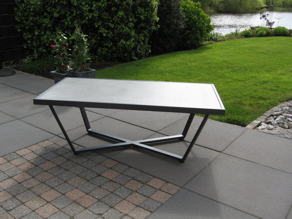 Super leuke tafel bij lounge bank nw prijs 262.- NU €100.-, Ophalen, Nieuw, Aluminium, Bijzettafel