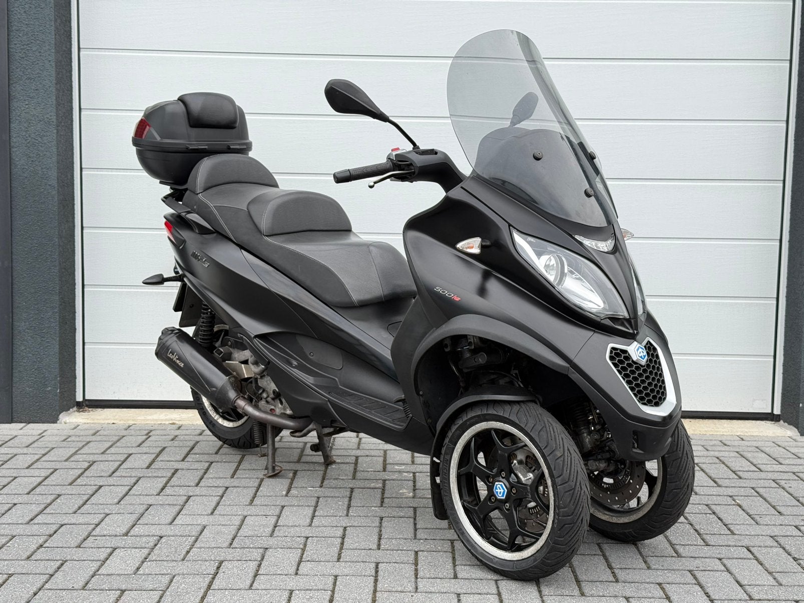 Piaggio MP3 500LT Sport | 2016 | Leovince, Scooter, Particulier, Automaat, 500 cc