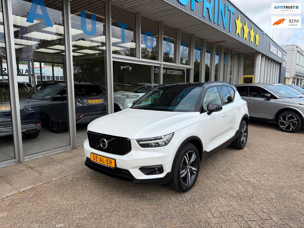 Volvo XC40