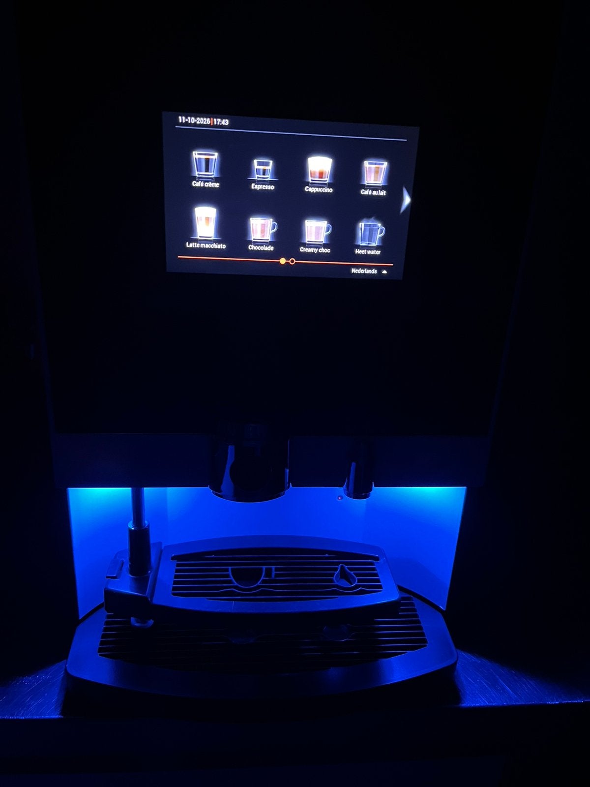 Etna Dorado compact touch, Witgoed en Apparatuur, Ophalen, Gebruikt, 10 kopjes of meer, Koffiemachine
