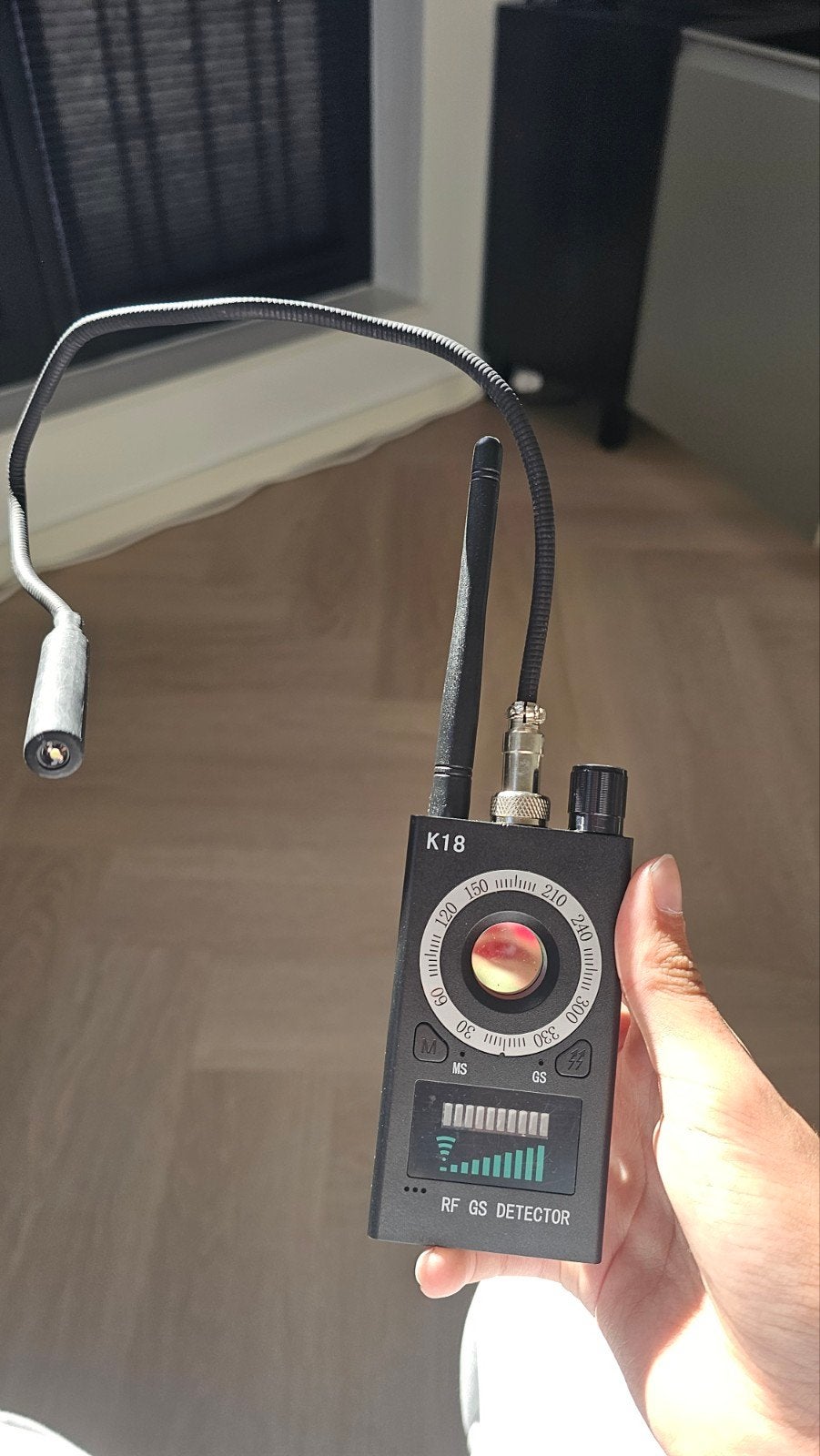 K18 RF GS Detector - Draagbare Bug Detector (Zonder oplader), Ophalen of Verzenden, Gebruikt, 500 kanalen of meer, Draagbaar
