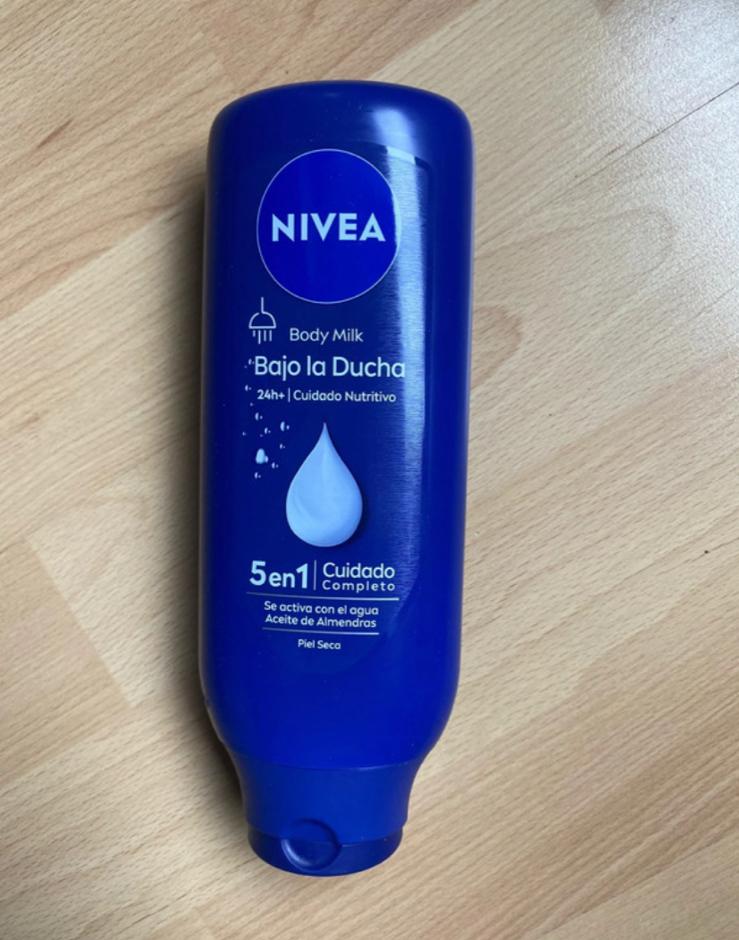 Nivea Body Milk Bajo la Ducha - 24h+ Cuidado Nutritivo, Sieraden, Tassen en Uiterlijk, Uiterlijk | Lichaamsverzorging, Verzenden
