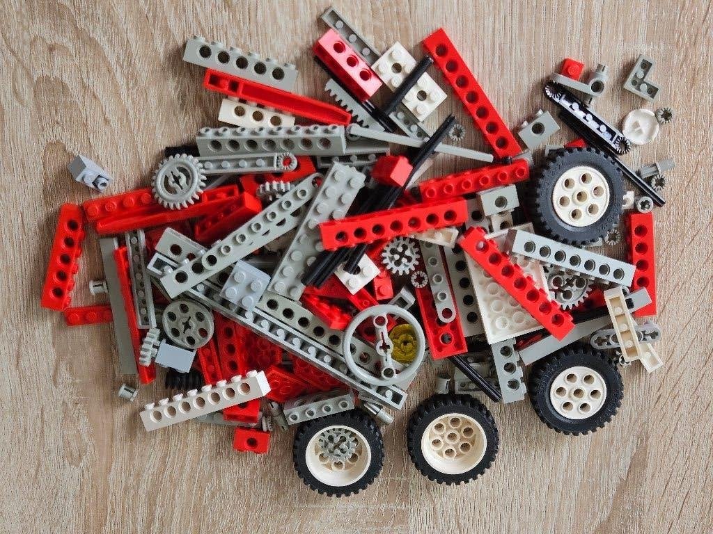 Lego nr. 8835 - Technic Heftruck - Technic Forklift., Lego, Inclusief instructies, Ophalen of Verzenden, Zo goed als nieuw