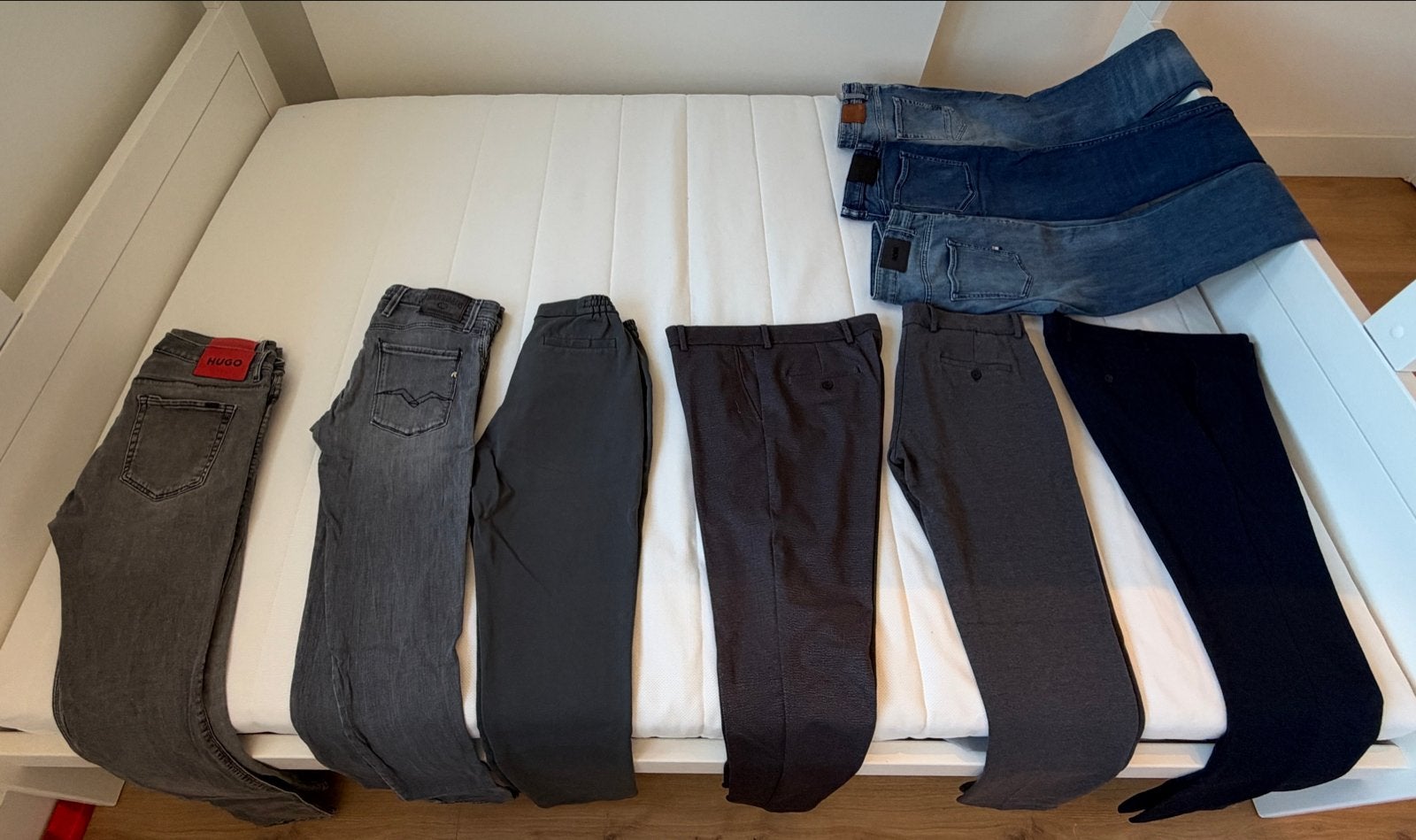 10 Broeken maat 32/32  5X hugo Boss / Reply 1x etc, Kleding | Heren, Ophalen of Verzenden, Gedragen, Maat 48/50 (M), Blauw