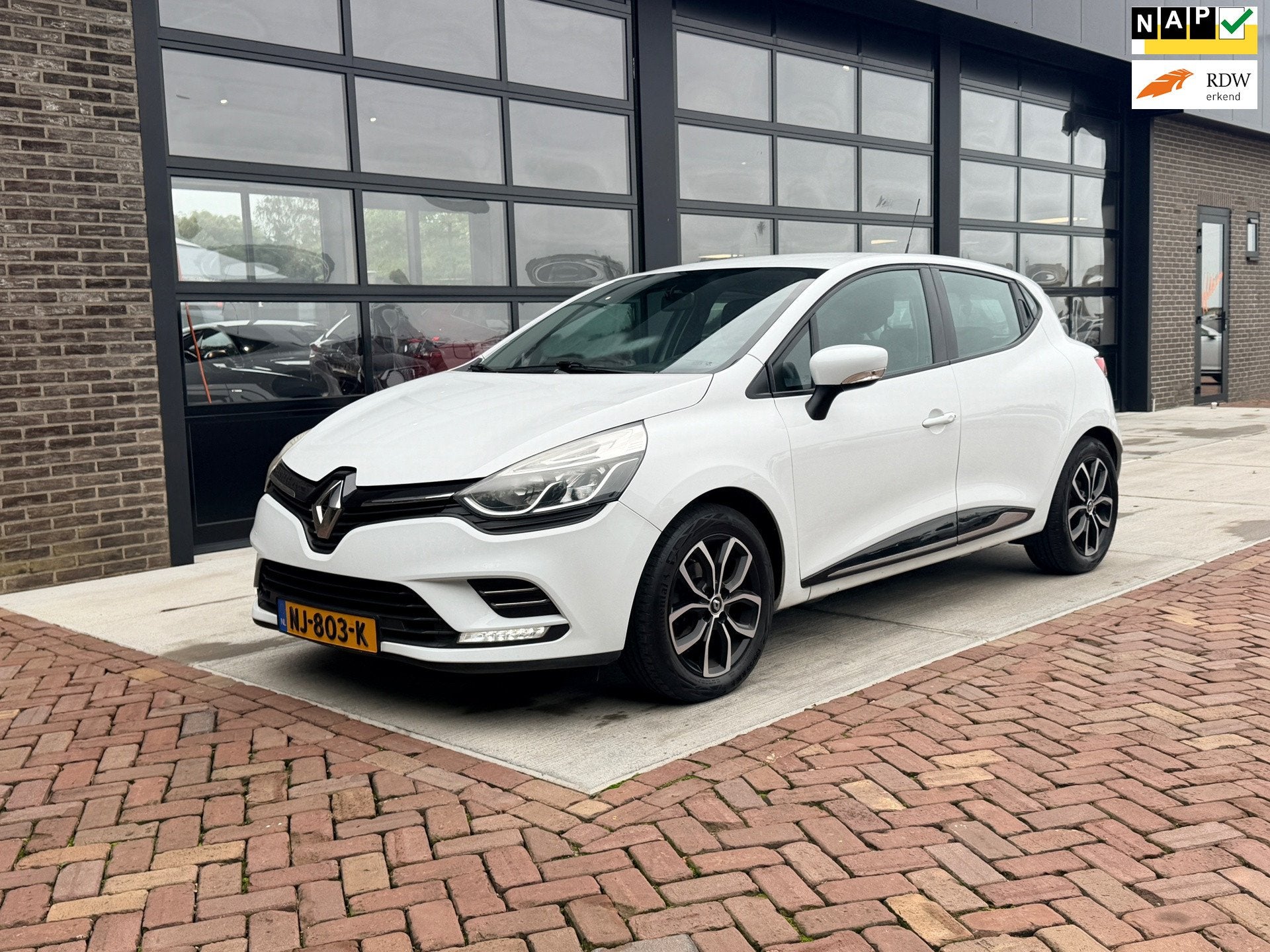Renault Clio 0.9 TCe Zen | Navi | Airco | Cruise | R-Link |, Voorwielaandrijving, 898 cc, Stof, Gebruikt