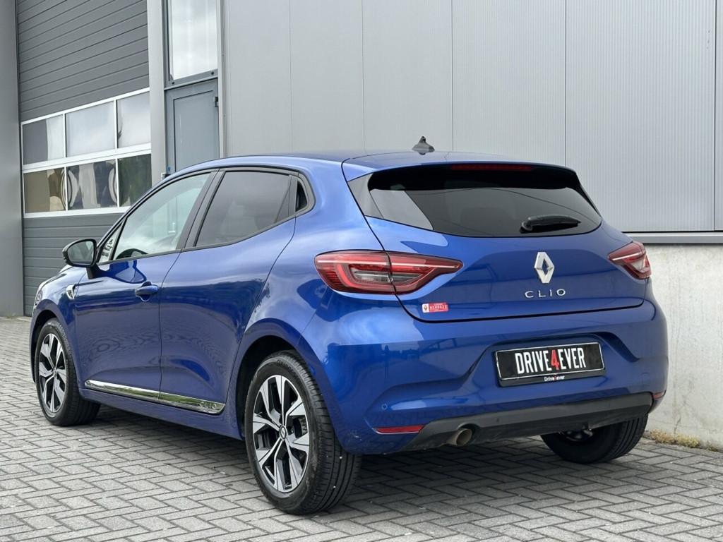 Renault Clio 1.0 TCe LIMITED 2022 NAVI PDC AIRCO SPORTVELGEN, Gebruikt, Blauw, Bedrijf, 999 cc