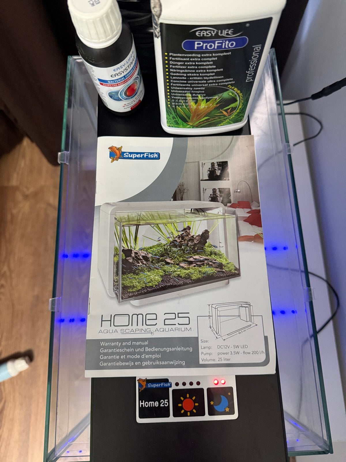 SuperFish Home 25 Aquarium Compleet met Filter en LED, Dieren en Toebehoren, Vissen | Aquaria en Toebehoren, Inclusief planten