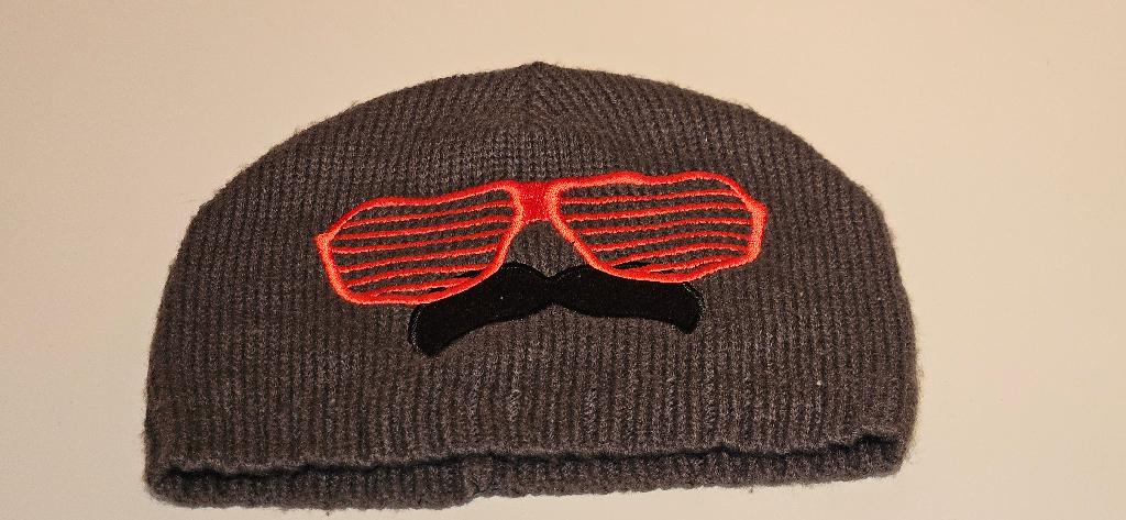 muts voor maar € 1,00, Ophalen of Verzenden, Zo goed als nieuw, Overige maten, Muts