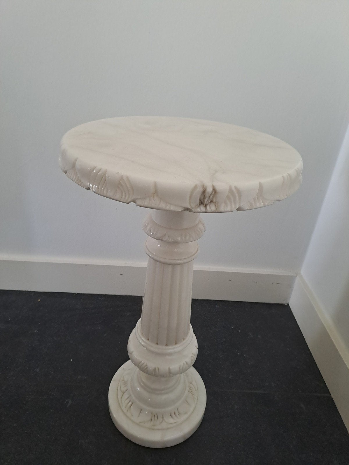 Marmer bijzet tafel of decoratie, Ophalen, Zo goed als nieuw