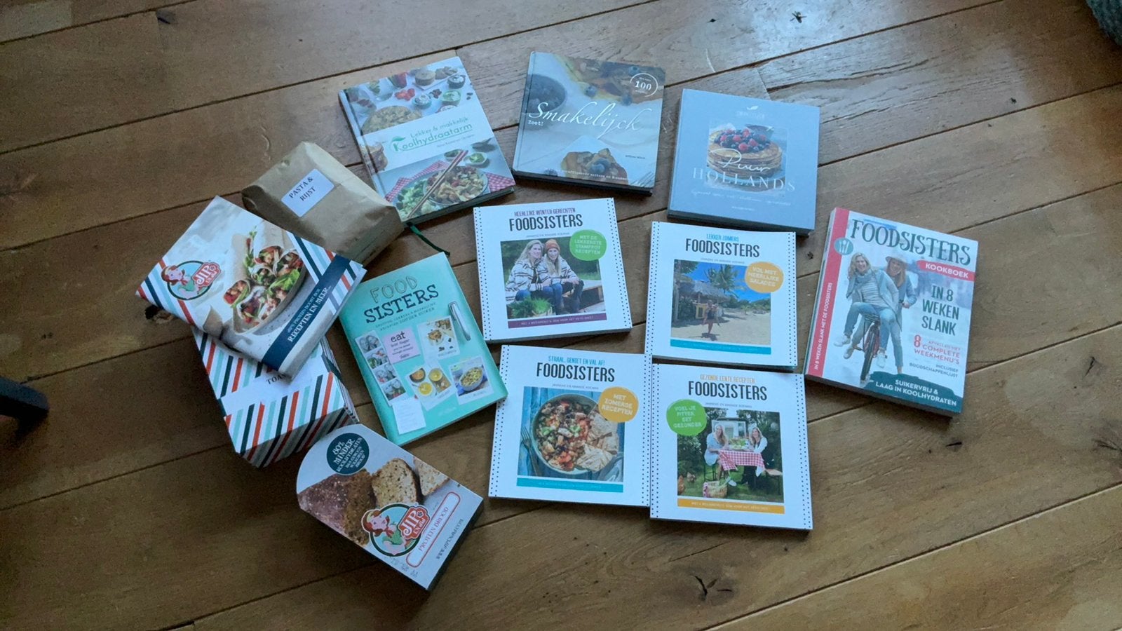 Kookboeken foodsisters, Boeken, Ophalen of Verzenden, Zo goed als nieuw, Dieet en Voeding, FoodSisters