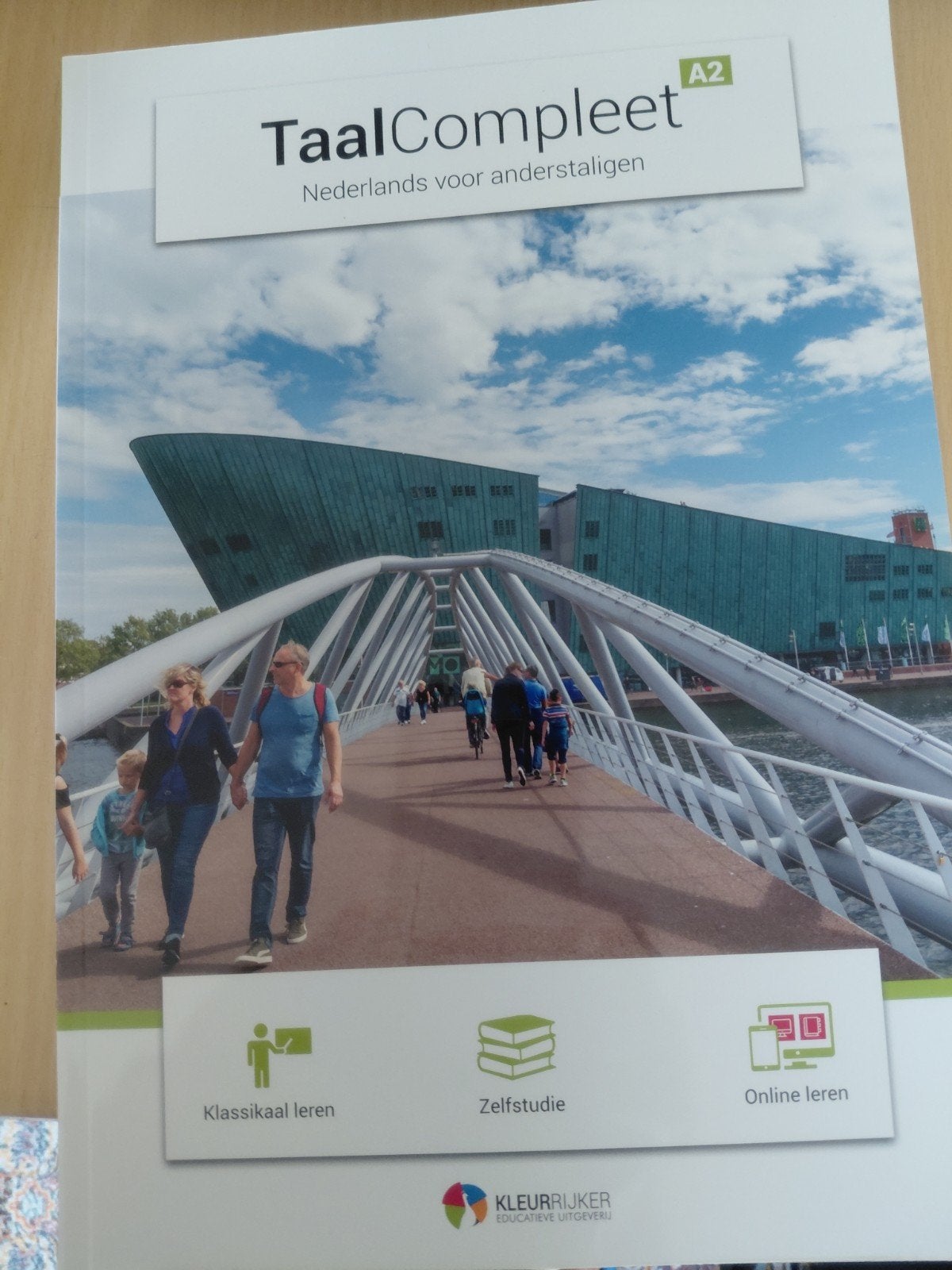 Nieuwe boek TaalCompleet A2 - Nederlands voor anderstaligen, Boeken, Ophalen of Verzenden, Alpha, Gelezen, Overige niveaus