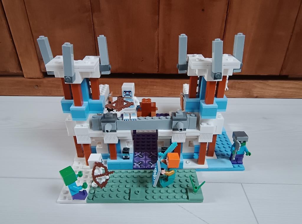 Lego Minecraft 21186 Het IJskasteel, Ophalen, Compleet, Minecraft, Lego