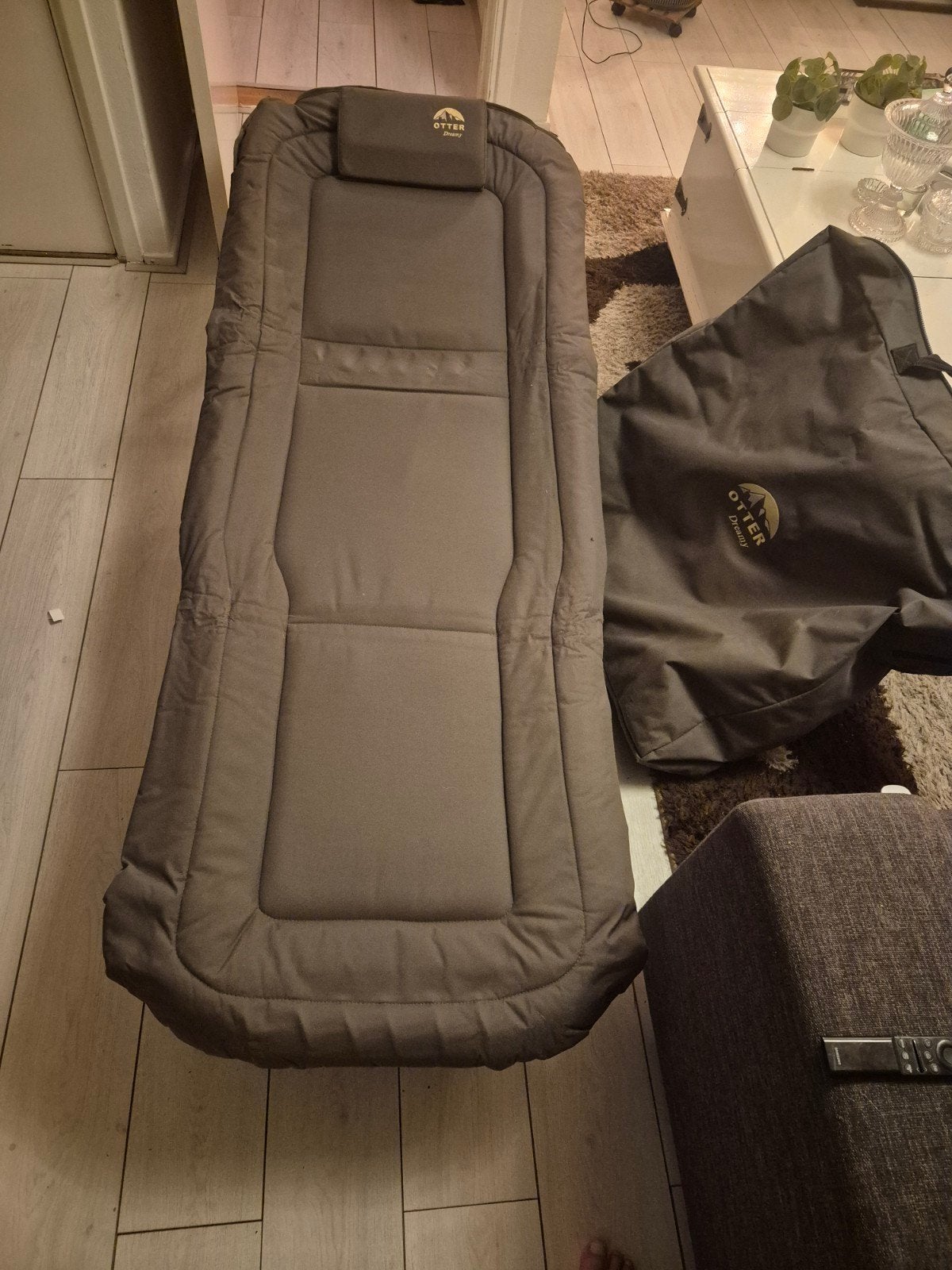 Otter Dreamy Vis Stretcher / Bedchair met Draagtas, Ophalen of Verzenden, Zo goed als nieuw