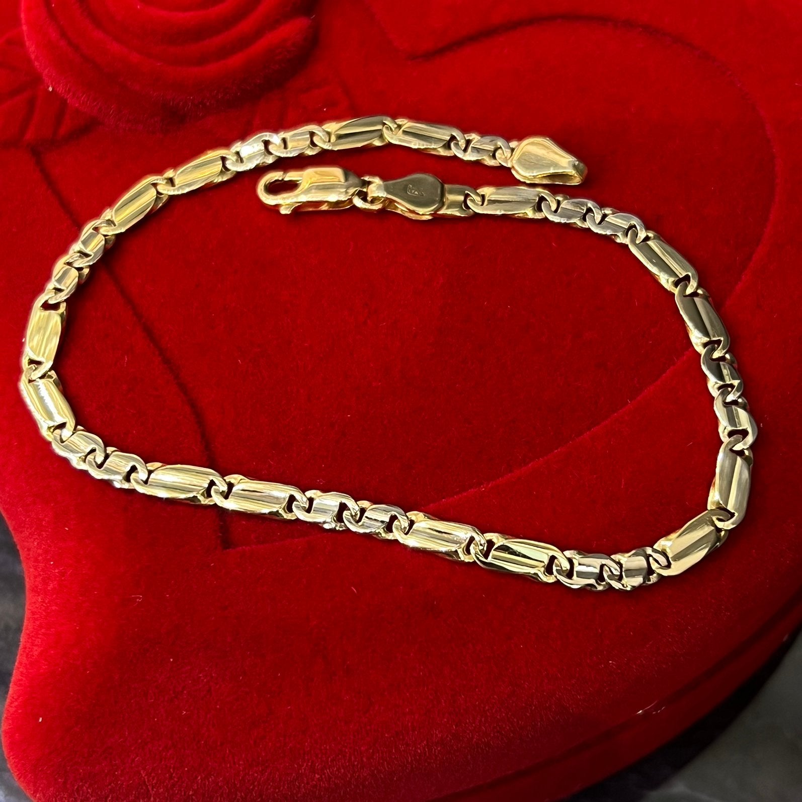 Prachtige 14 karaats gouden massieve armband, Ophalen of Verzenden, Zo goed als nieuw, Goud
