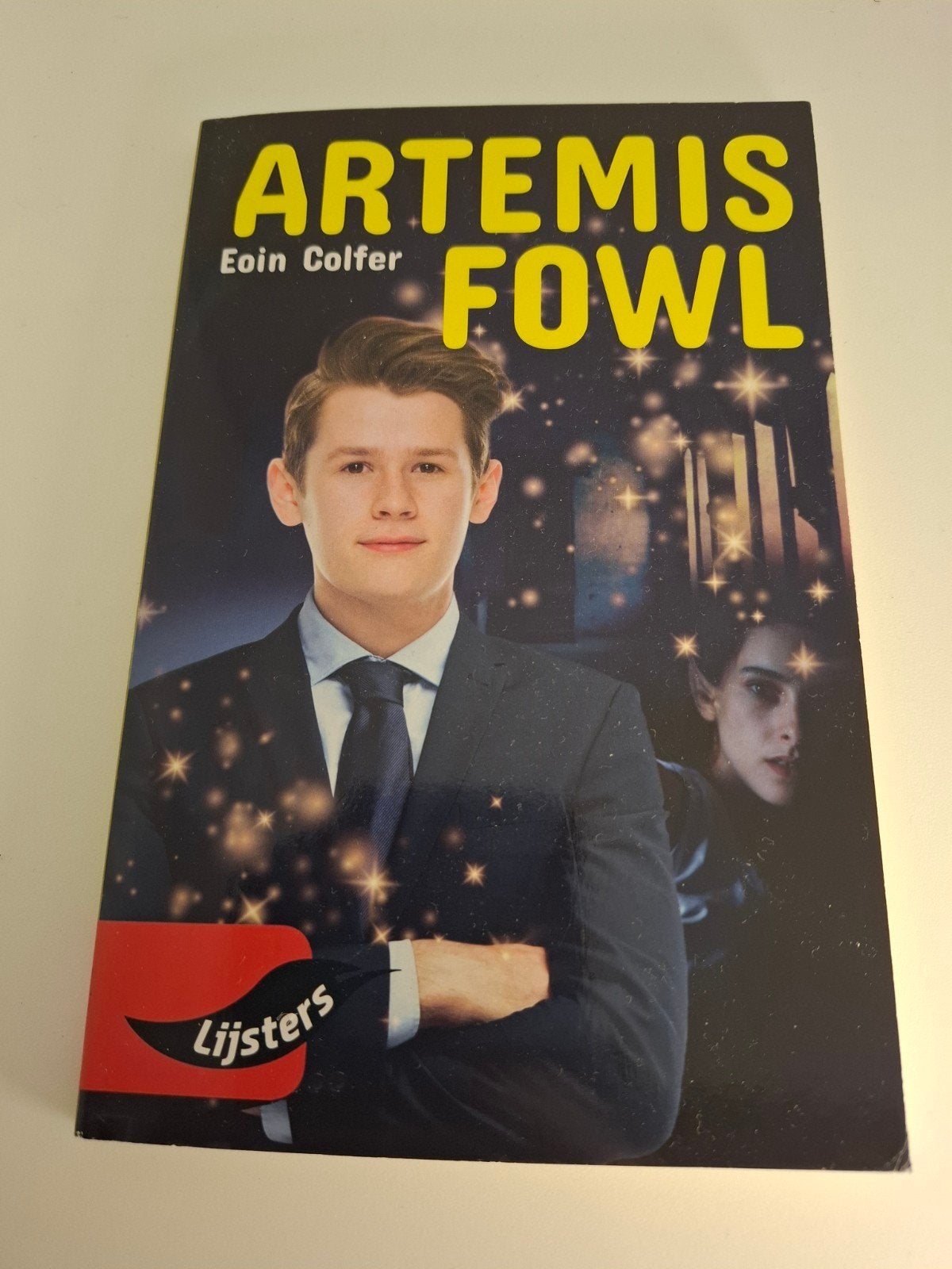 9)Artemis Fowl - Eoin Colfer (Lijsters), Boeken, Ophalen of Verzenden, Gelezen, Eoin Colfer, Nederland
