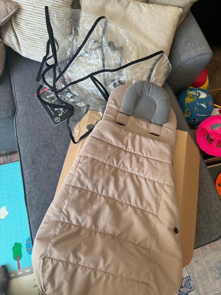 Babyzen YOYO regenhoes en voetenzak (origineel), Ophalen of Verzenden, Gebruikt, Kinderwagen, Overige merken