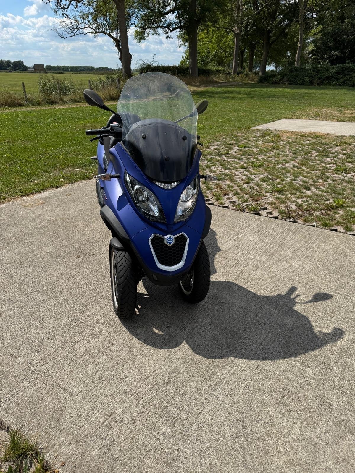 Piaggio MP3 300 LT Motorscooter - Blauw, Fietsen en Brommers, Scooters | Piaggio, Ophalen, Gebruikt, Overige modellen, Maximaal 45 km/u