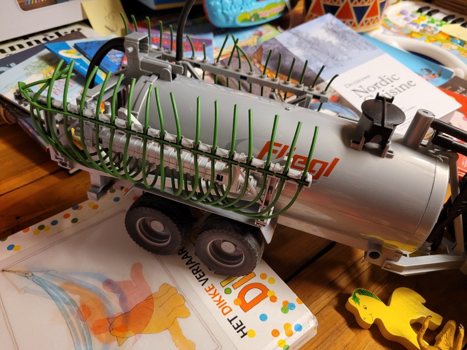 bruder fliegl mestton, giertank met mestinjectie, injecteur, Ophalen of Verzenden, Zo goed als nieuw