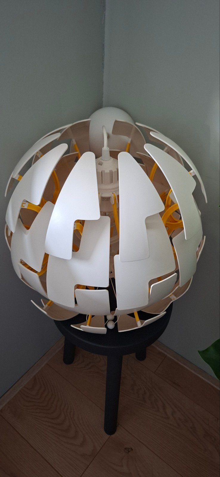 Ikea hanglamp wit/geel 50 cm., Ophalen of Verzenden, Zo goed als nieuw