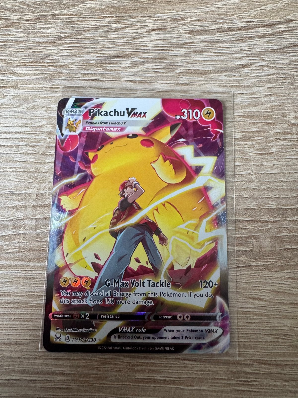 Pikachu VMAX TG17/TG30 Trainer Gallery Pokemon Kaart, Ophalen of Verzenden, Zo goed als nieuw, Losse kaart, Foil