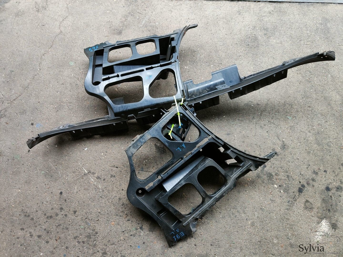 Achterbumper montageplaat set BMW  3 serie Touring E91, Auto-onderdelen, Carrosserie en Plaatwerk, Gebruikt, -, -, Ophalen of Verzenden