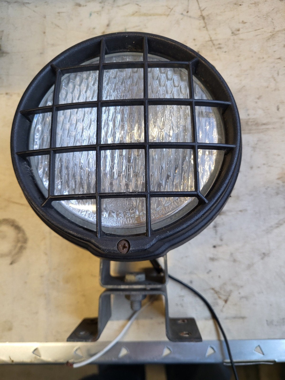Hella Halogeen zoeklicht werklamp 12v, Ophalen of Verzenden, Gebruikt, Universele onderdelen