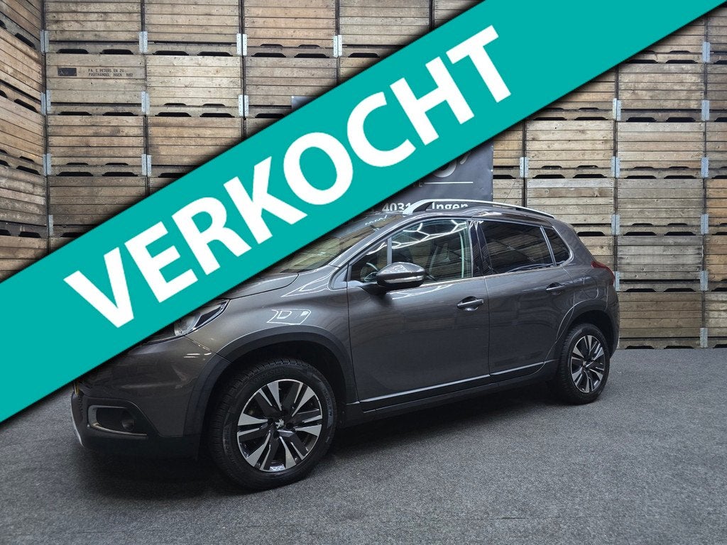 Peugeot 2008 1.2 PureTech Allure Pano Trekhaak Clima Navi Ca, Auto's, Peugeot, Bedrijf, Te koop, ABS, Achteruitrijcamera, Airbags