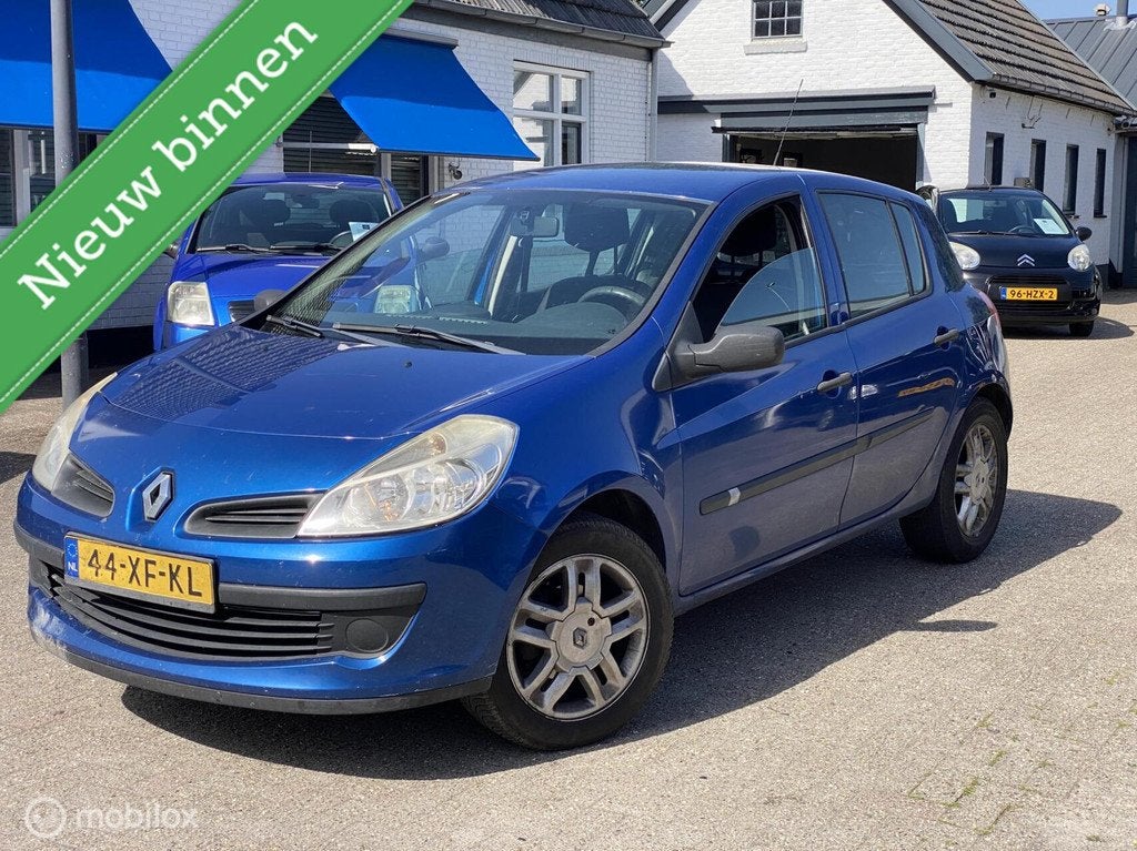 Renault Clio 1.2-16V / 5 drs / Airco / Apk 3-2027, Auto's, Voorwielaandrijving, 535 kg, Gebruikt, 4 cilinders