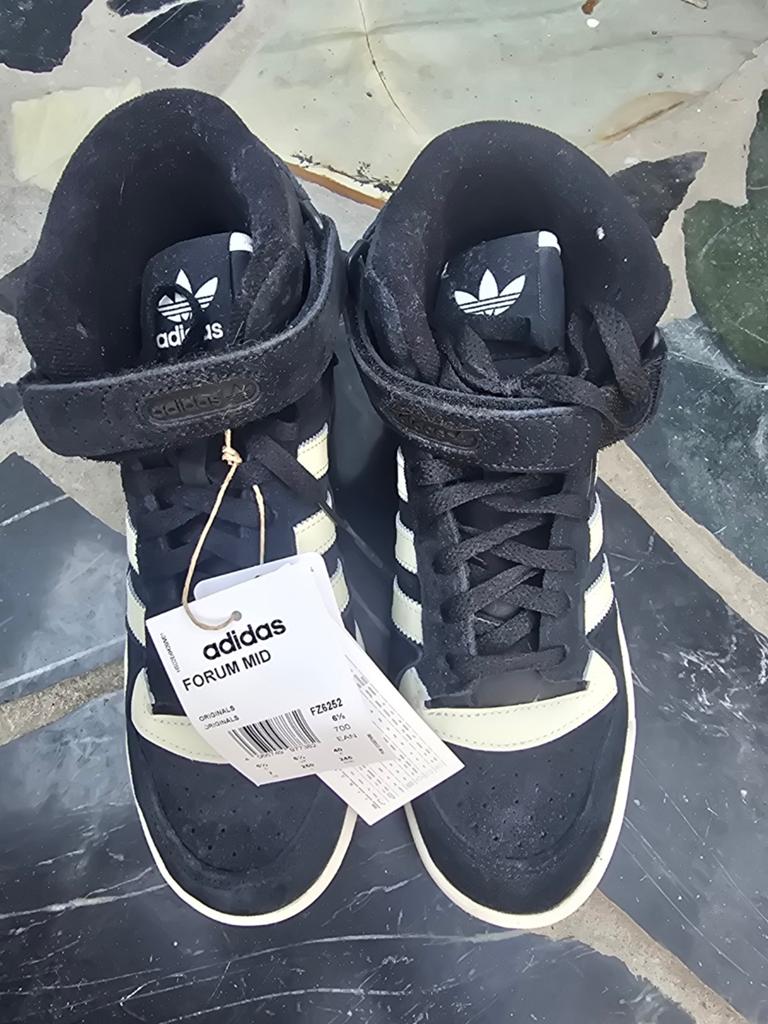 Adidas Forum Mid Sneakers Zwart/Wit - Maat 40, Adidas, Zwart, Nieuw, Ophalen of Verzenden