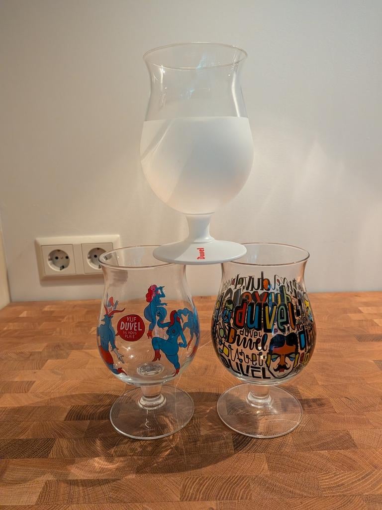 3 Zeldzame Duvel Glazen - Limited Edition, Ophalen of Verzenden, Zo goed als nieuw, Glas of Glazen, Duvel