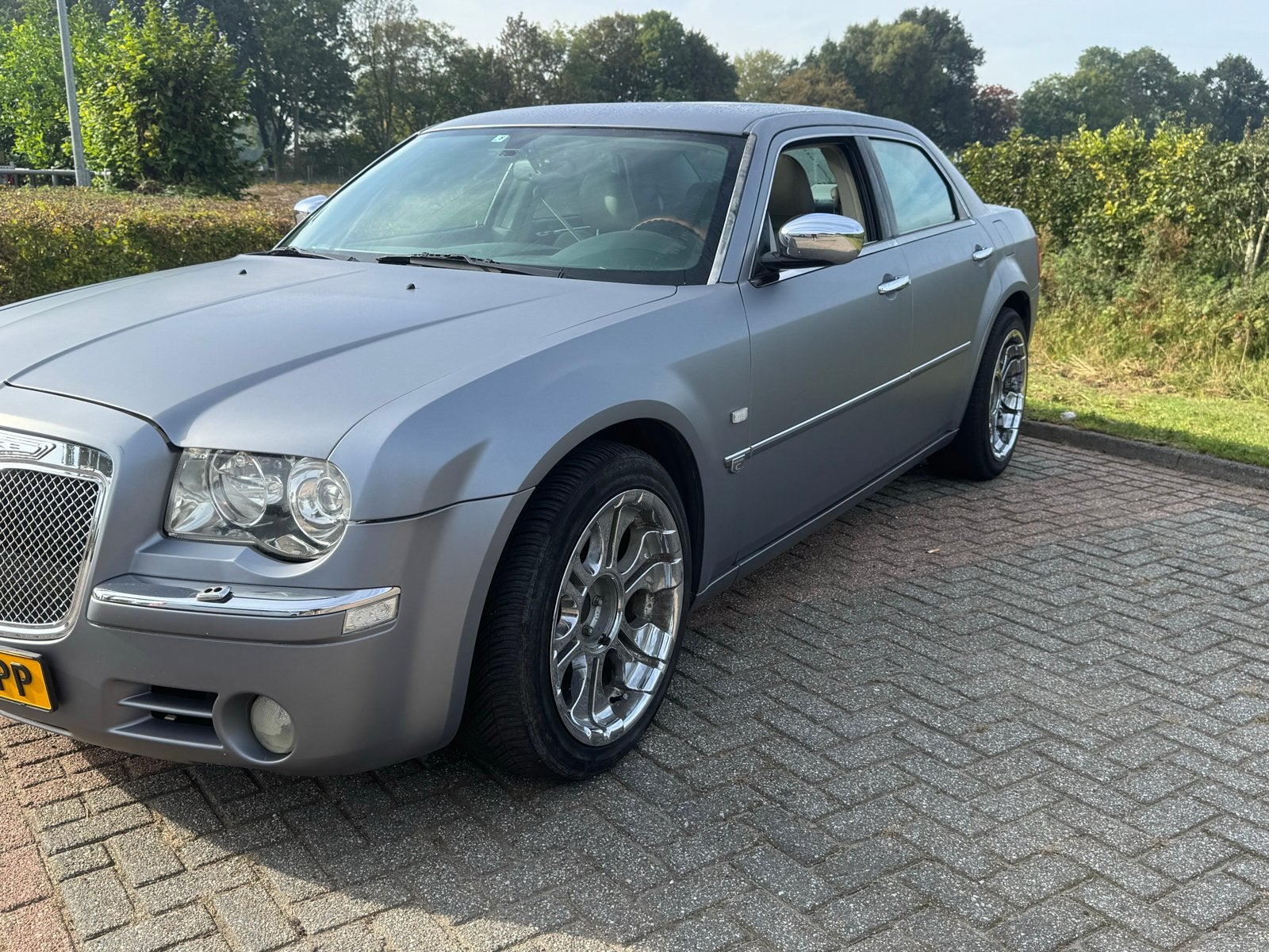 Chrysler hemi v8 5,7, Auto's, 5654 cc, Particulier, Sedan, Geïmporteerd