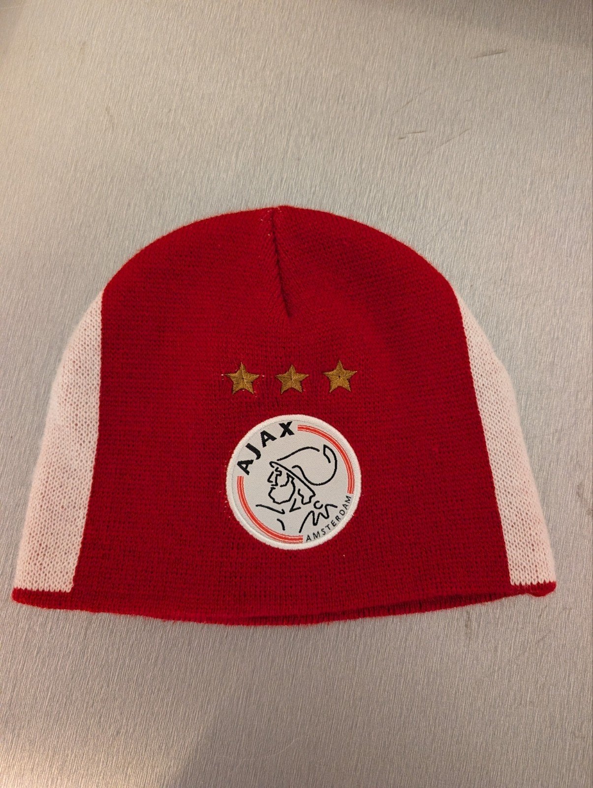 Ajax muts rood/wit met logo en 3 sterren kids, Hoed, Zo goed als nieuw, Ajax Official Product, One size fits all