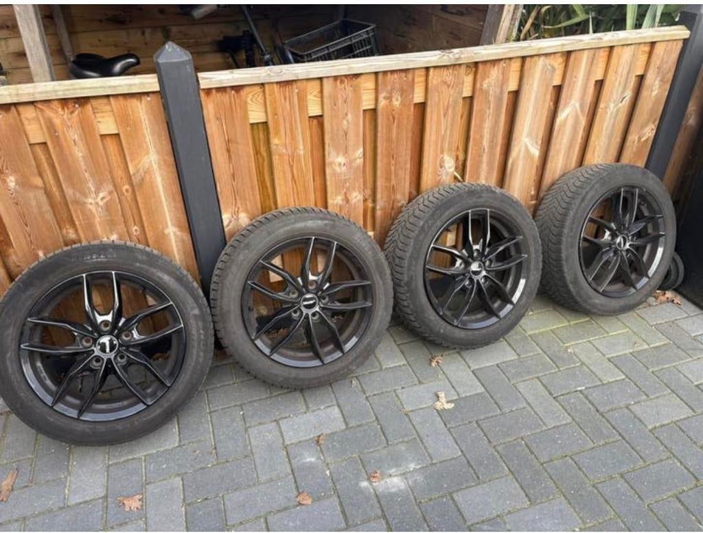 winterset mini f56 f55 pirelli snow control 3 195-55-16, Auto-onderdelen, Banden en Velgen, 275 mm, Ophalen of Verzenden, Band(en)