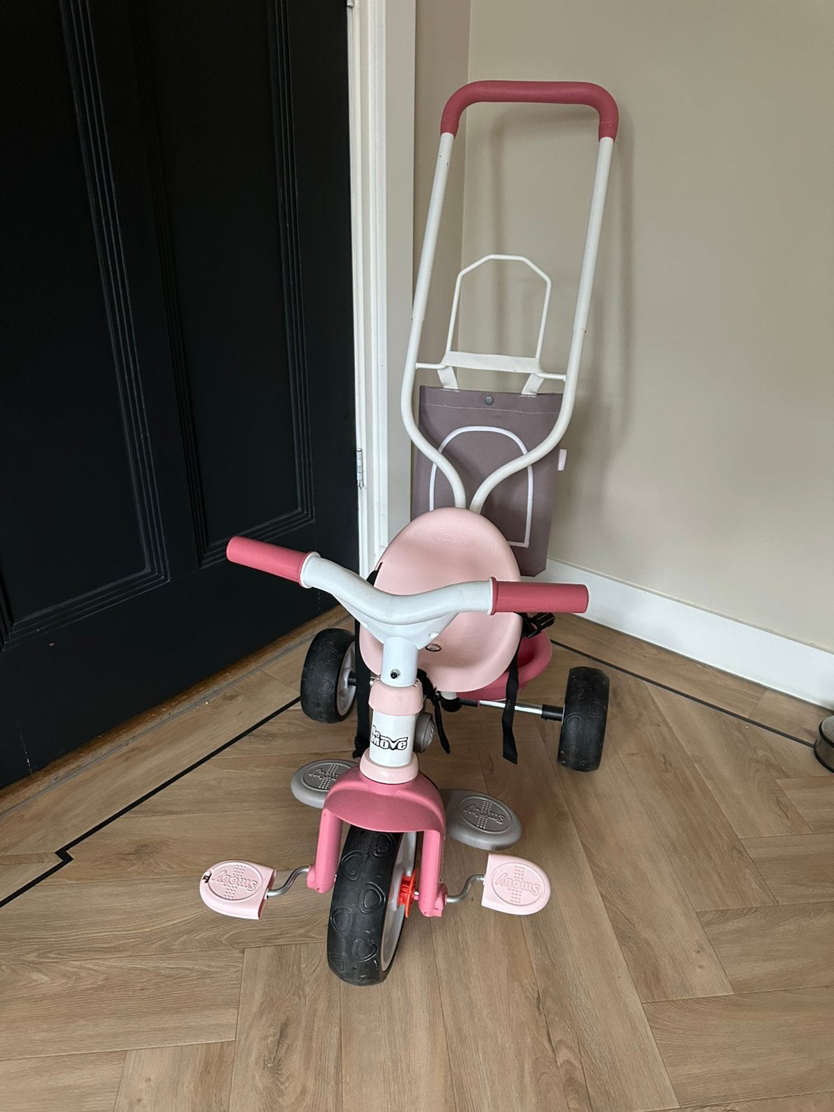 Smoby driewieler roze, Fietsen en Brommers, Fietsen | Driewielers, Ophalen, Terugtraprem, Duwstang