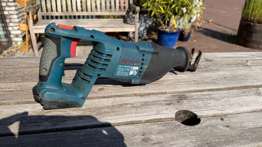 Bosch GSA 18 V-LI reciprozaag, Gebruikt, 70 mm of meer, 600 tot 1200 watt, Ophalen of Verzenden